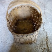 Плетена кошница, снимка 2 - Антикварни и старинни предмети - 25396760