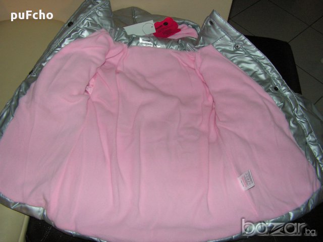 Разпродажба! Зимно яке Hello Kitty за 4 г. с подарък нова шапка, снимка 3 - Детски якета и елеци - 16014724