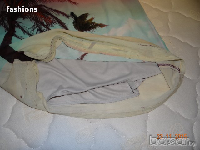 Рокля Bershka размер L, снимка 3 - Рокли - 12691559