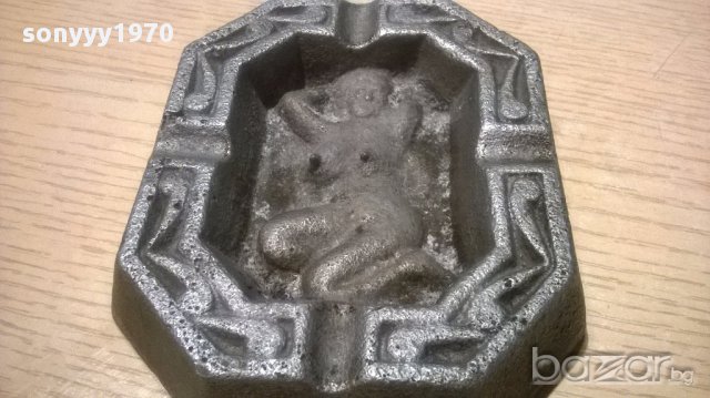 Пепелник с гола дама-бронз 12/11см, снимка 3 - Антикварни и старинни предмети - 16008606