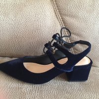 ZARA - велурени обувки, снимка 1 - Дамски елегантни обувки - 25590890