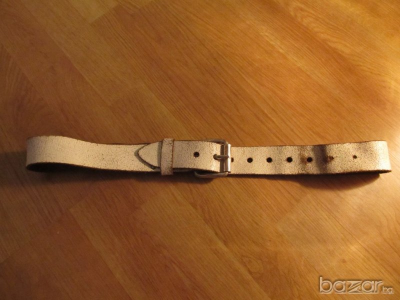 Солиден мъжки колан от дебела телешка кожа - бял - допълнително протъркана  и напукана, снимка 1