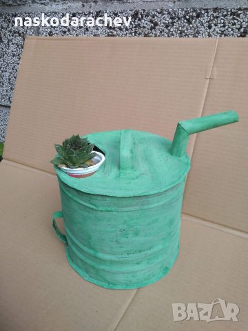 Ретро лейка за декорация в градината, снимка 3 - Градински мебели, декорация  - 25286053