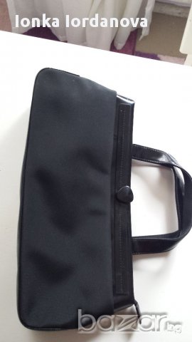 Черна чанта, снимка 3 - Чанти - 17574611