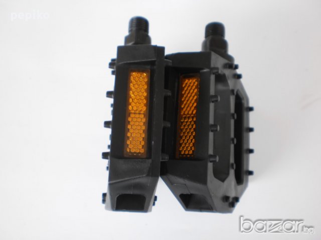 Продавам колела внос от Германия  пластмасови педали за велосипед, снимка 7 - Части за велосипеди - 14500969