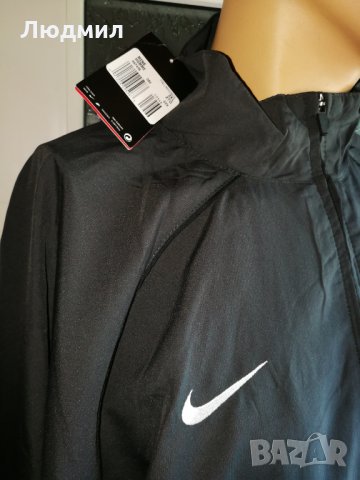 Nike тънко яке оригинал, Ново с етикет!, снимка 9 - Спортни дрехи, екипи - 24685899