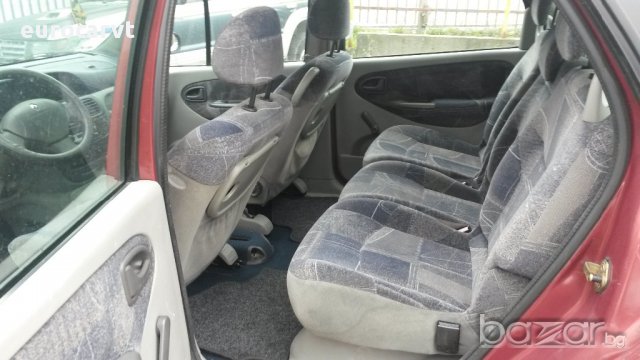 на части Renault Scenic 1,6i, снимка 9 - Автомобили и джипове - 12213935