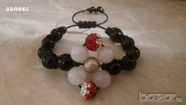 Ръчно изработена гривна Шамбала от естествени камъни