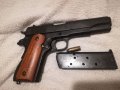 Не револвер, а пистолет Колт / Colt .45. Не стреляща реплика, снимка 3