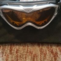 Ски очила Uvex, снимка 1 - Зимни спортове - 20632301