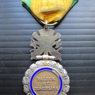 Френски  Орден Медал За Заслуга , снимка 5 - Антикварни и старинни предмети - 16945933