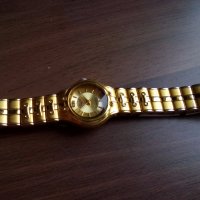 Продавам  оригинален позлатен  ръчен часовник - Longines ! Часовника е във отлично състояние !, снимка 1 - Дамски - 18876945
