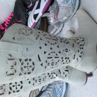 летни ботуши Laura Bellariva original White Summer Boots, N-37, естествена кожа,GOGOMOTO.BAZAR.BG®, снимка 10 - Дамски обувки на ток - 17046841