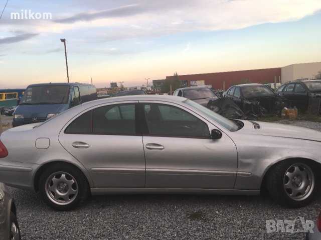 Е класа w211 на части E class 2.2cdi, снимка 11 - Автомобили и джипове - 21907834