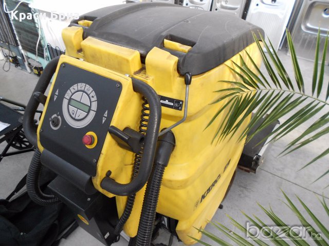 Професионална почистваща машина KÄRCHER‎ BR750, снимка 2 - Други машини и части - 13110785