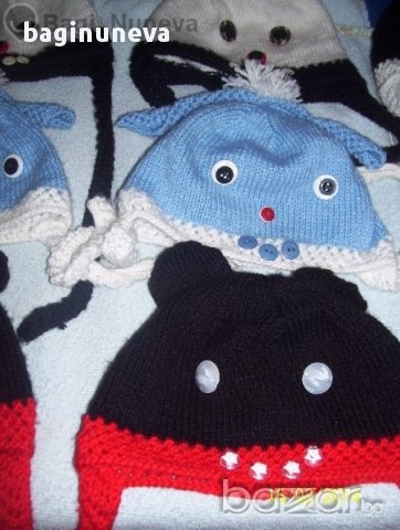 детски ръчно-плетени зимни шапки-3-4г., снимка 2 - Шапки, шалове и ръкавици - 8537025