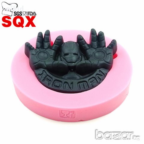 Железният човек Айрън мен Iron Man овал силиконова форма молд украса декор торта фондан гипс сапун, снимка 2 - Форми - 17324507