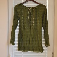 Зелена блуза с дълъг ръкав, снимка 1 - Блузи с дълъг ръкав и пуловери - 18379868