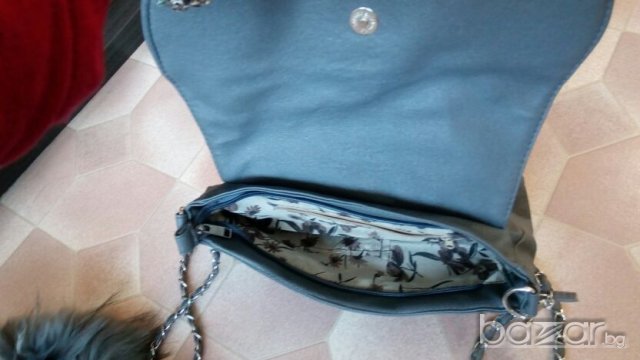 Дамска чанта през рамо, снимка 3 - Чанти - 19783607