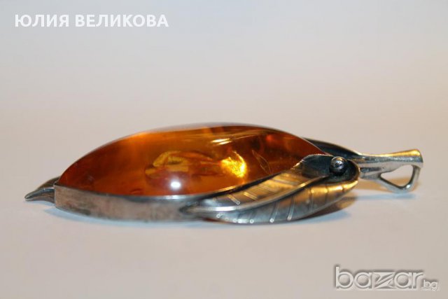 Сребърна висулка с естествен кехлибар, снимка 6 - Колиета, медальони, синджири - 18021237