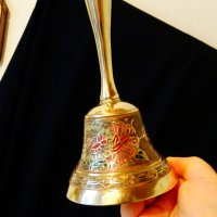 Голяма бронзова камбана 400 гр.,дръжка. , снимка 5 - Антикварни и старинни предмети - 25300958