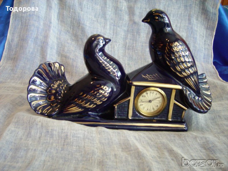 Стар голям порцеланов каминен часовник, снимка 1