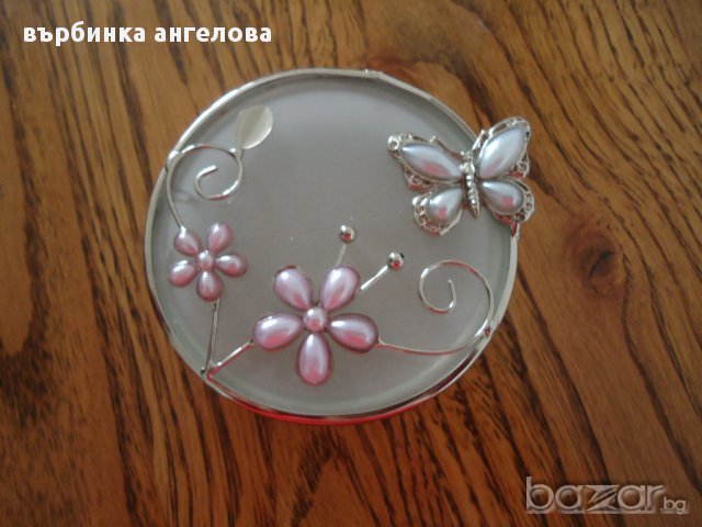 Красива кутийка за бижута от стъкло и метал , снимка 3 - Други ценни предмети - 12154152