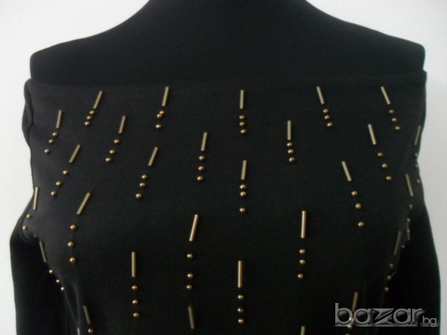 Черна рокля с интересни елементи размер С, снимка 4 - Рокли - 8805211