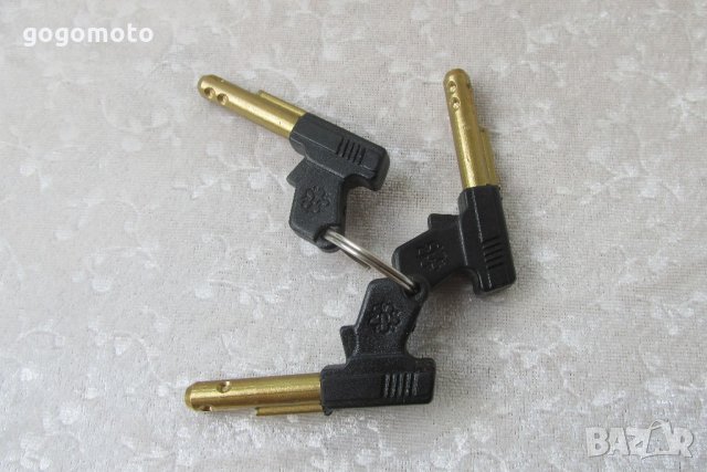 Ново оригинално ,универсално, стоманено ,заключващо, блокиращо устройство , катинар, брава, снимка 4 - Аксесоари и консумативи - 22194861