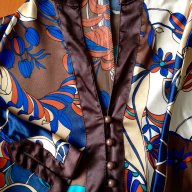 Дамски панталон Sisley с топ и блуза, снимка 4 - Костюми - 18326937