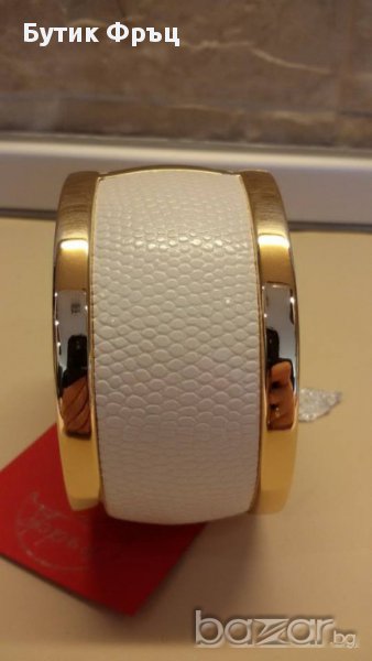 красива бяла гривна, снимка 1