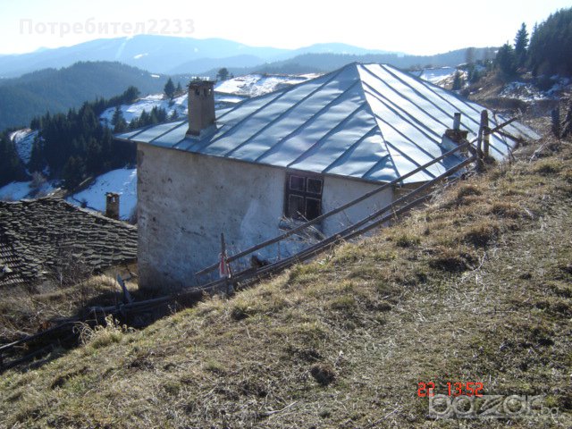 Продавам  каменна къща в с.Зорница 2ет. / двор - 300кв./ ток , вода , асфалтов път , хубава панорама, снимка 1