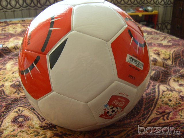 колекционерска футболна топка Адидас с автограф на ДИМИТЪР ПЕНЕВ, снимка 3 - Други ценни предмети - 14107060