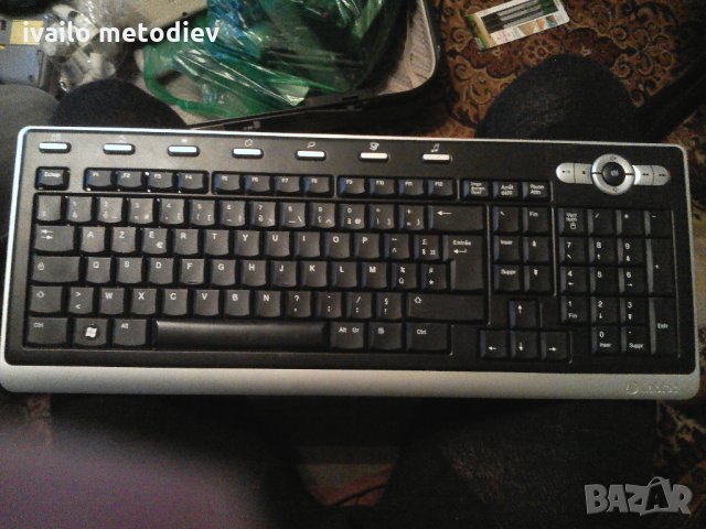 клавиатура Labtec Y-RAE68 Ultra-Flat Wireless , снимка 1 - Клавиатури и мишки - 24393574