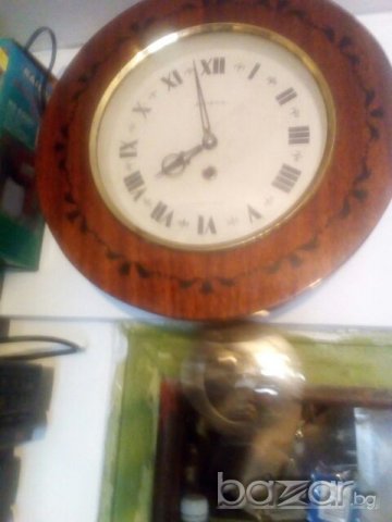 Лот от работещи стенни часовници с Гонг юнгханс янтар маяк и други, снимка 9 - Антикварни и старинни предмети - 20976888