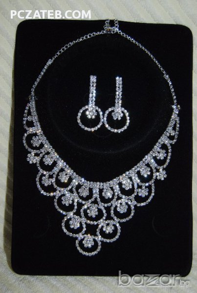 Комплект огърлица и обици с камъни, снимка 1