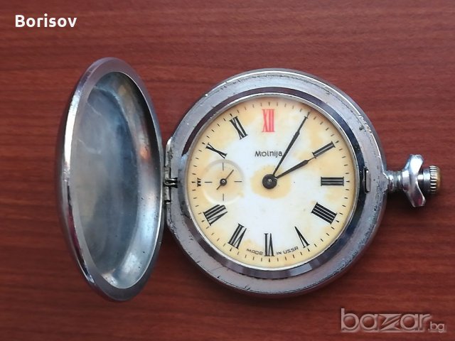 Руски джобен часовник Molnija, снимка 3 - Антикварни и старинни предмети - 20376929