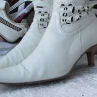 летни ботуши Laura Bellariva original White Summer Boots, N-37, естествена кожа,GOGOMOTO.BAZAR.BG®, снимка 4 - Дамски обувки на ток - 17046841