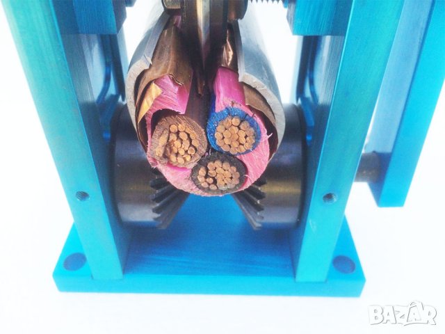 белачка за сваляне на изолацията на употребявани медни кабели до ф45мм, снимка 5 - Други машини и части - 25300362