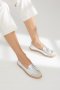 Сребърни обувки, снимка 1 - Дамски ежедневни обувки - 25944033