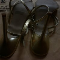 Страхотни сатенени сандали в цвят злато , снимка 9 - Сандали - 19099102