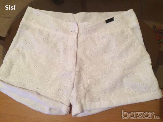 Бели панталонки Фетиш/Fetish, снимка 1 - Къси панталони и бермуди - 15422099