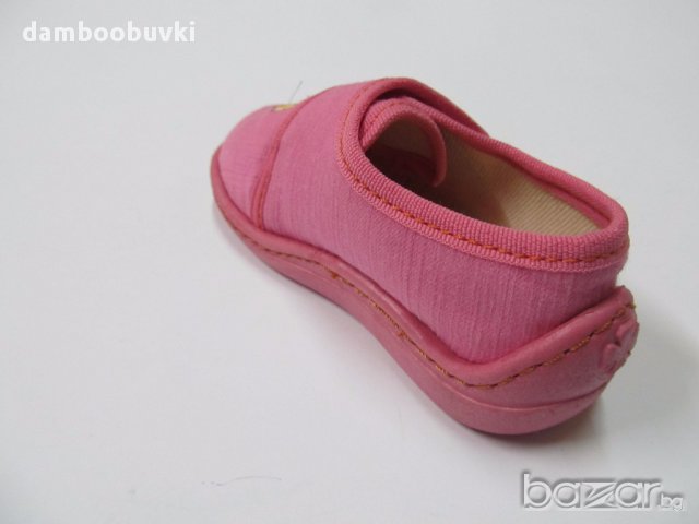 Български пантофи в розово с русалка, снимка 4 - Бебешки обувки - 17615862