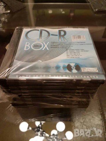 Кутии за dvd, снимка 4 - Стойки, 3D очила, аксесоари - 22820441