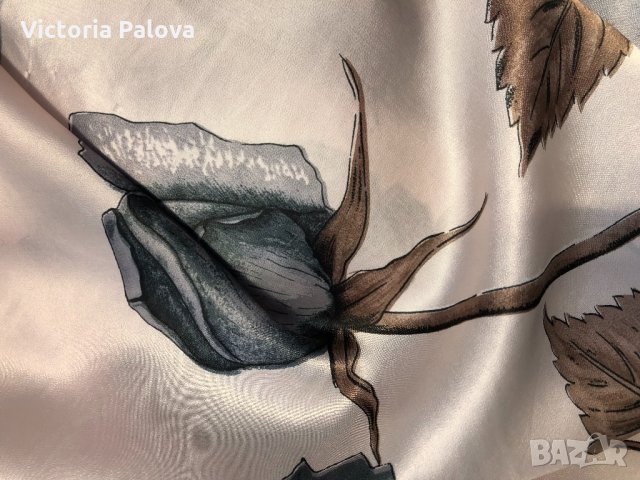 Копринен шал 78см на 78см, снимка 8 - Шапки - 26117840