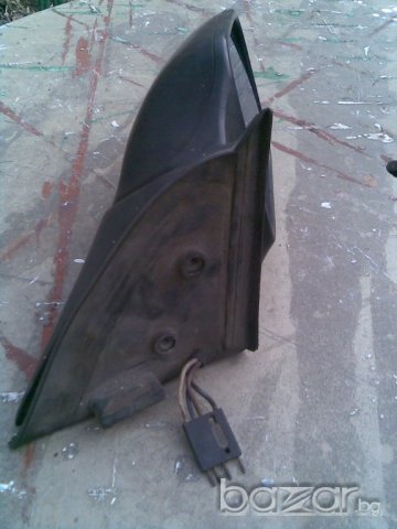 Дясно огледало за БМВ Е30., снимка 2 - Части - 18185352