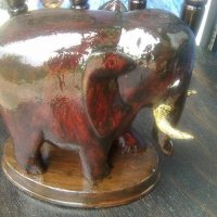 Статуетка на слон върху поставка, снимка 3 - Статуетки - 40665782