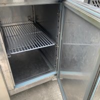 Хладилна маса 180см, снимка 5 - Обзавеждане на кухня - 40664451