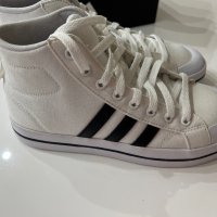 Нови оригинални кецове Adidas 39,3 номер бели и черни, снимка 5 - Кецове - 38299282