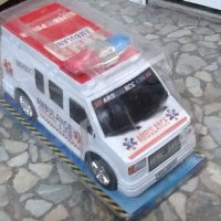 детска играчка линейка, снимка 3 - Коли, камиони, мотори, писти - 44114149